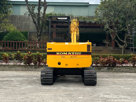 038.03 Komatsu PC38UU Mini Excavator S/N 2300