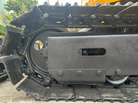 038.03 Komatsu PC38UU Mini Excavator S/N 2300