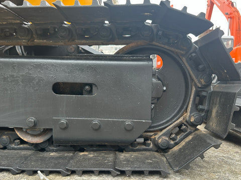 038.03 Komatsu PC38UU Mini Excavator S/N 2300