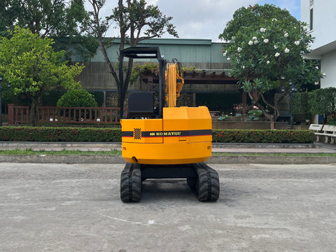 031.03 Komatsu PC28UU Mini Excavator S/N 5694