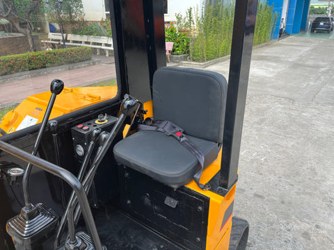 031.03 Komatsu PC28UU Mini Excavator S/N 5694