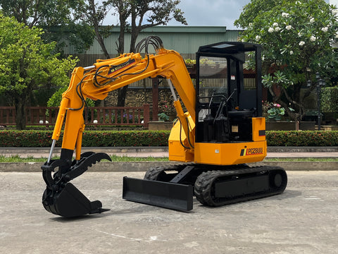 031.02 Komatsu PC28UU Mini Excavator S/N 2960