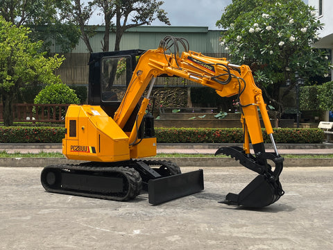 031.02 Komatsu PC28UU Mini Excavator S/N 2960