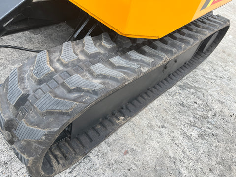 031.02 Komatsu PC28UU Mini Excavator S/N 2960