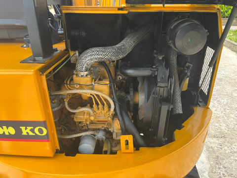 031.02 Komatsu PC28UU Mini Excavator S/N 2960