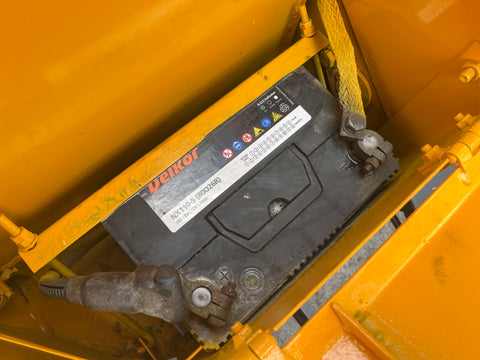 031.02 Komatsu PC28UU Mini Excavator S/N 2960