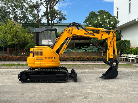032.03 Komatsu PC38UU-2 Mini Excavator S/N 3022