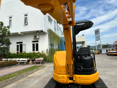 032.03 Komatsu PC38UU-2 Mini Excavator S/N 3022