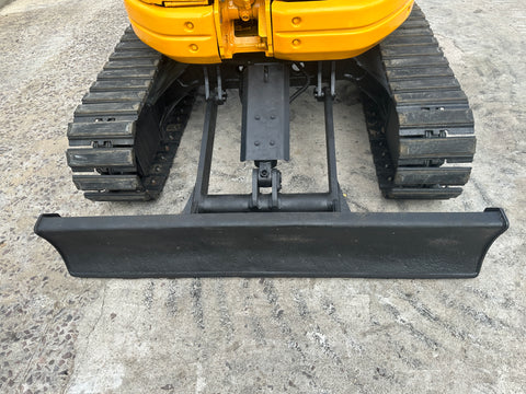 032.03 Komatsu PC38UU-2 Mini Excavator S/N 3022