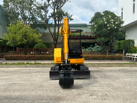 032.02 Komatsu PC38UU Mini Excavator S/N 2226