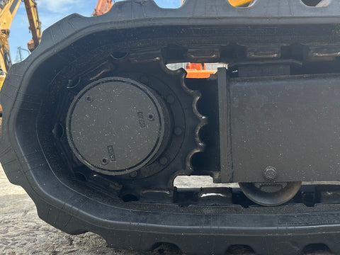 032.02 Komatsu PC38UU Mini Excavator S/N 2226