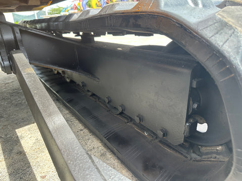 032.02 Komatsu PC38UU Mini Excavator S/N 2226