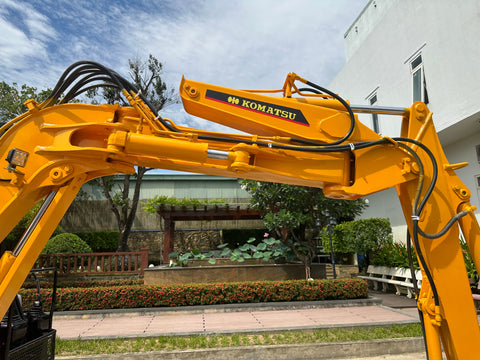 032.02 Komatsu PC38UU Mini Excavator S/N 2226