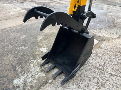 034.05 Komatsu PC50UU-2 Mini Excavator S/N 12508