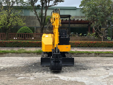 034.01 Komatsu PC28UU Mini Excavator S/N 4855