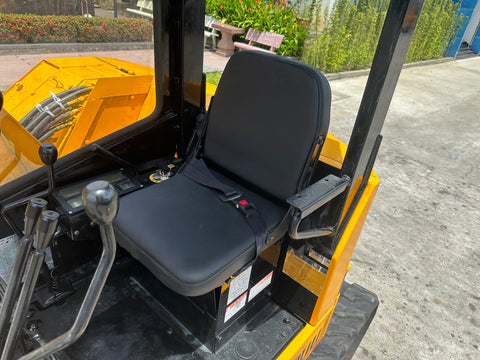 032.04 Komatsu PC50UU Mini Excavator S/N 3029