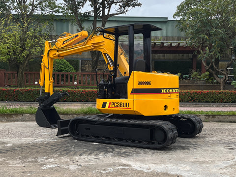 034.03 Komatsu PC38UU Mini Excavator S/N 1493