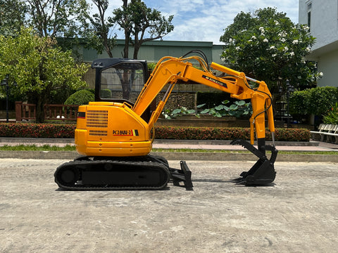 032.01 Komatsu PC28UU-2 Mini Excavator S/N 7039