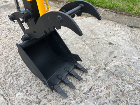 034.03 Komatsu PC38UU Mini Excavator S/N 1493