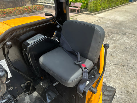 032.01 Komatsu PC28UU-2 Mini Excavator S/N 7039