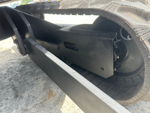 032.01 Komatsu PC28UU-2 Mini Excavator S/N 7039