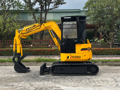 034.02 Komatsu PC28UU Mini Excavator S/N 6749