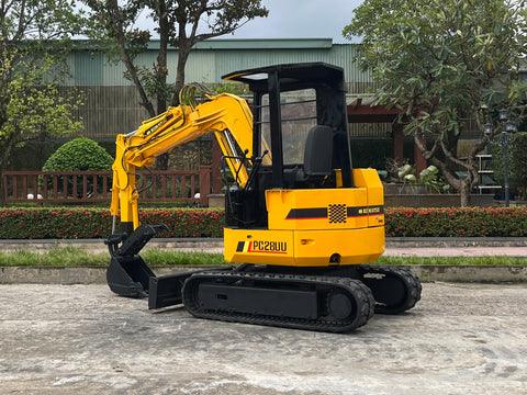 034.02 Komatsu PC28UU Mini Excavator S/N 6749