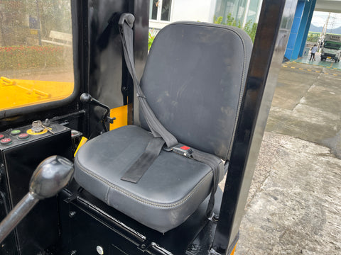 034.02 Komatsu PC28UU Mini Excavator S/N 6749