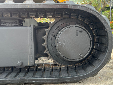 034.02 Komatsu PC28UU Mini Excavator S/N 6749