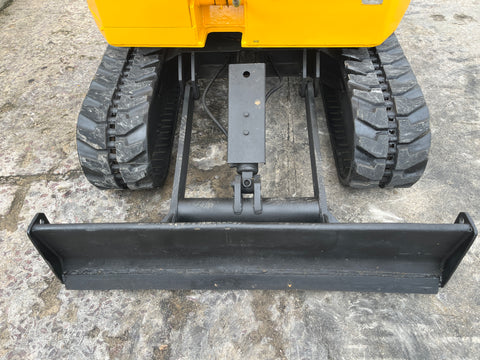 034.02 Komatsu PC28UU Mini Excavator S/N 6749