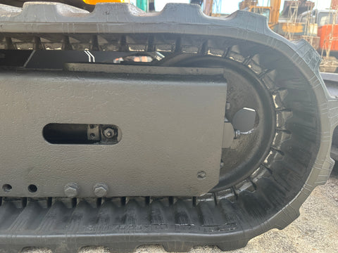 033.02 Komatsu PC28UU Mini Excavator S/N 3783