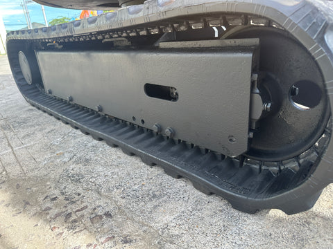 033.02 Komatsu PC28UU Mini Excavator S/N 3783