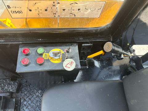 033.02 Komatsu PC28UU Mini Excavator S/N 3783