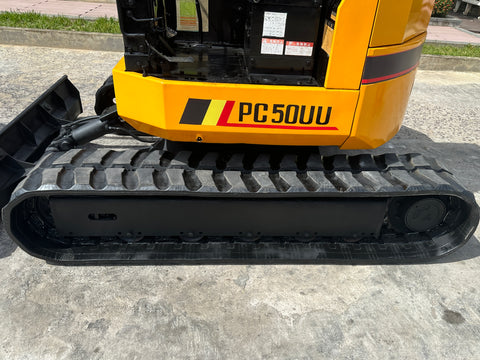 033.05 Komatsu PC50UU Mini Excavator S/N 1621