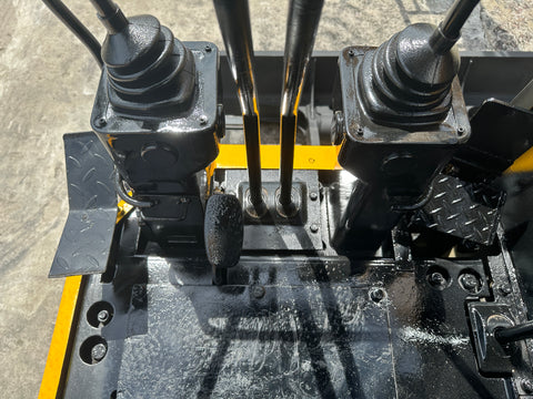 033.04 Komatsu PC50UU Mini Excavator S/N 1527