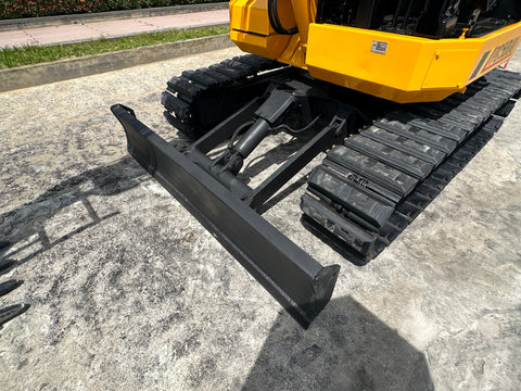 033.04 Komatsu PC50UU Mini Excavator S/N 1527