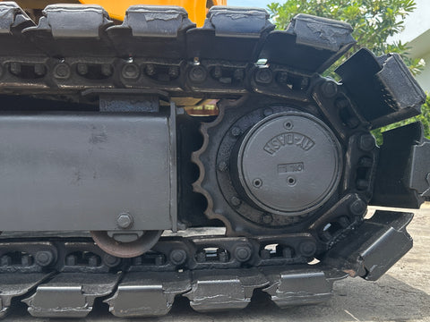 033.03 Komatsu PC38UU Mini Excavator S/N 1030