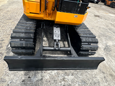 033.03 Komatsu PC38UU Mini Excavator S/N 1030