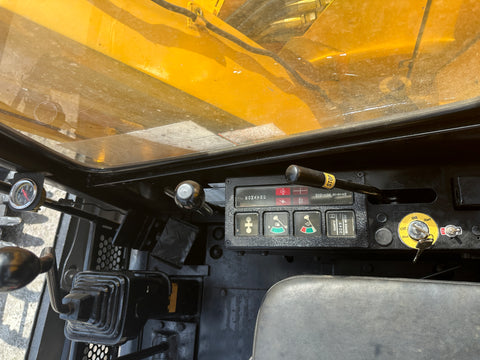 035.03 Komatsu PC38UU Mini Excavator S/N 2033