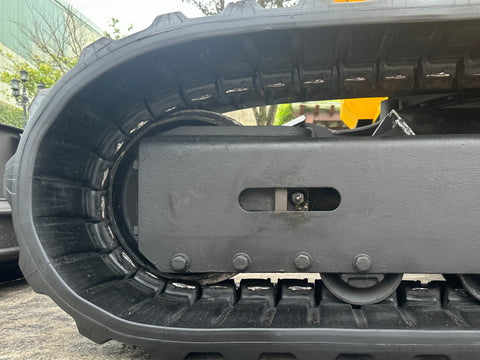 036.02 Komatsu PC50UU Mini Excavator S/N 3802