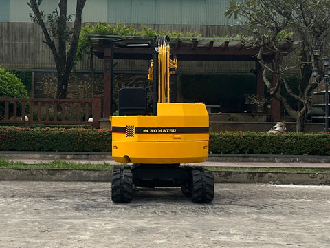 036.01 Komatsu PC28UU Mini Excavator S/N 6363