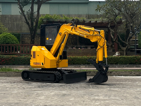 036.01 Komatsu PC28UU Mini Excavator S/N 6363
