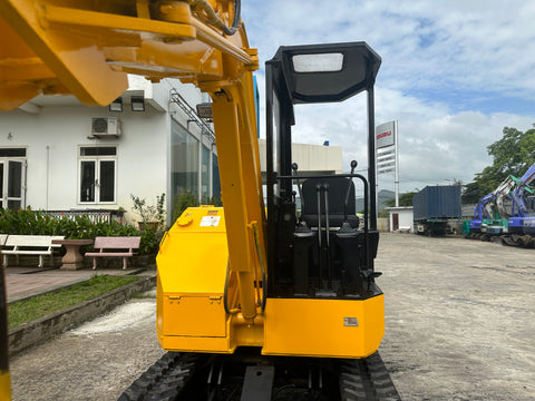 036.01 Komatsu PC28UU Mini Excavator S/N 6363