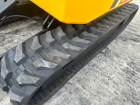 036.01 Komatsu PC28UU Mini Excavator S/N 6363