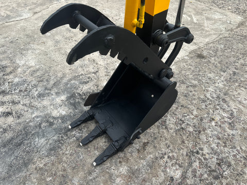 036.01 Komatsu PC28UU Mini Excavator S/N 6363