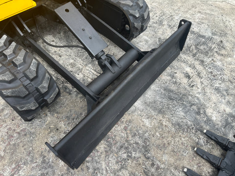 036.01 Komatsu PC28UU Mini Excavator S/N 6363