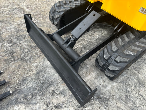 036.01 Komatsu PC28UU Mini Excavator S/N 6363