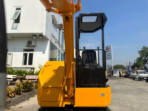 037.02 Komatsu PC28UU Mini Excavator S/N 3807