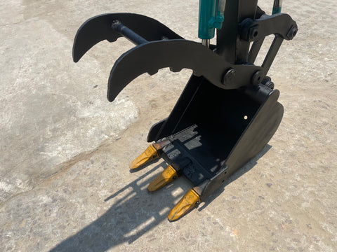 025.04 Komatsu PC20-7 Mini Excavator S/N 38819