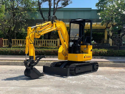 025.05 Komatsu PC28UU Mini Excavator S/N 5238